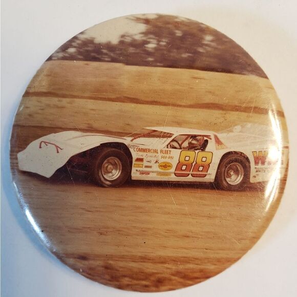 Racing Pinback Buttons (8) - Picture 4 of 12